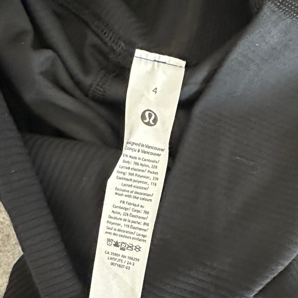 lululemon Black Ribbed Active Leggings with Tag - Picture 6 of 6